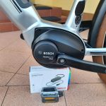 ROWER-ELEKTRYCZNY-VELO-DE-VILLE-AEB-490-622km-prze-Kolor-srebrny