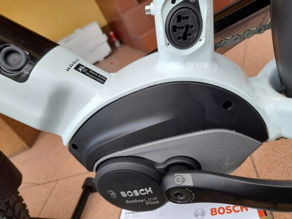 MESKI-ROWER-ELEKTRYCZNY-SIMPLON-KAGU-BOSCH-DEORE-Kolor-bialy