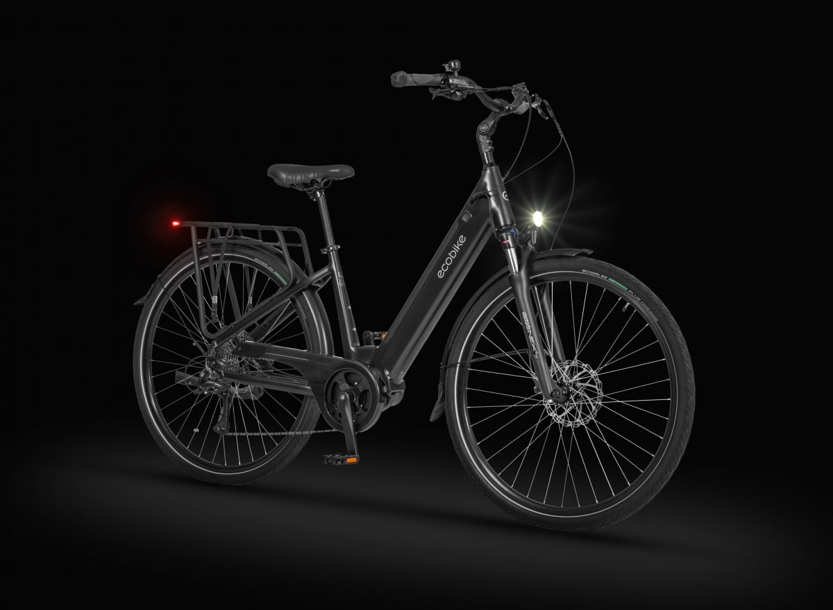 LX100_black_3
