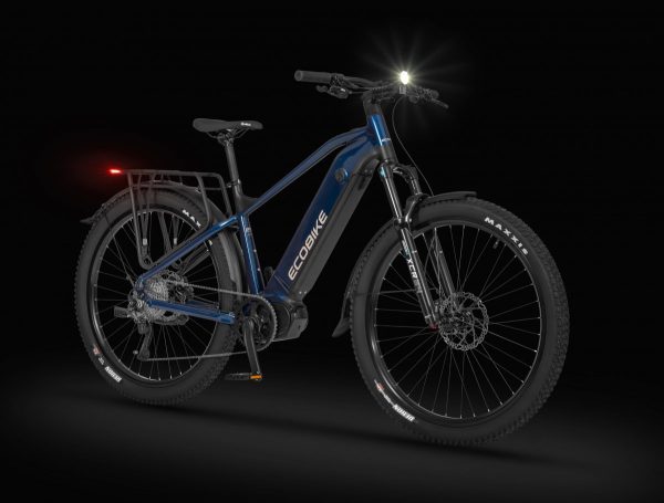 RX500_Blue_SUV_3